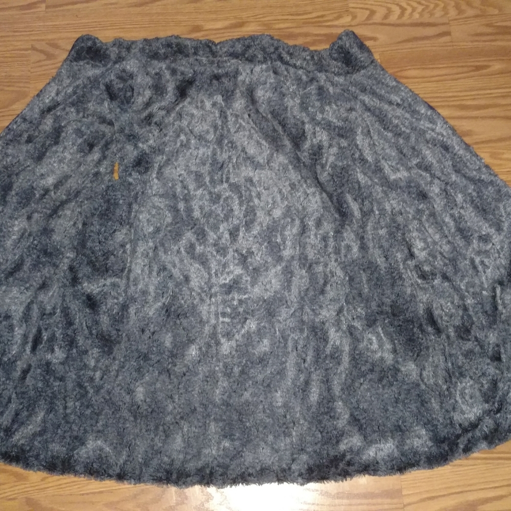 Weatherproof Reversible Vest - image 5